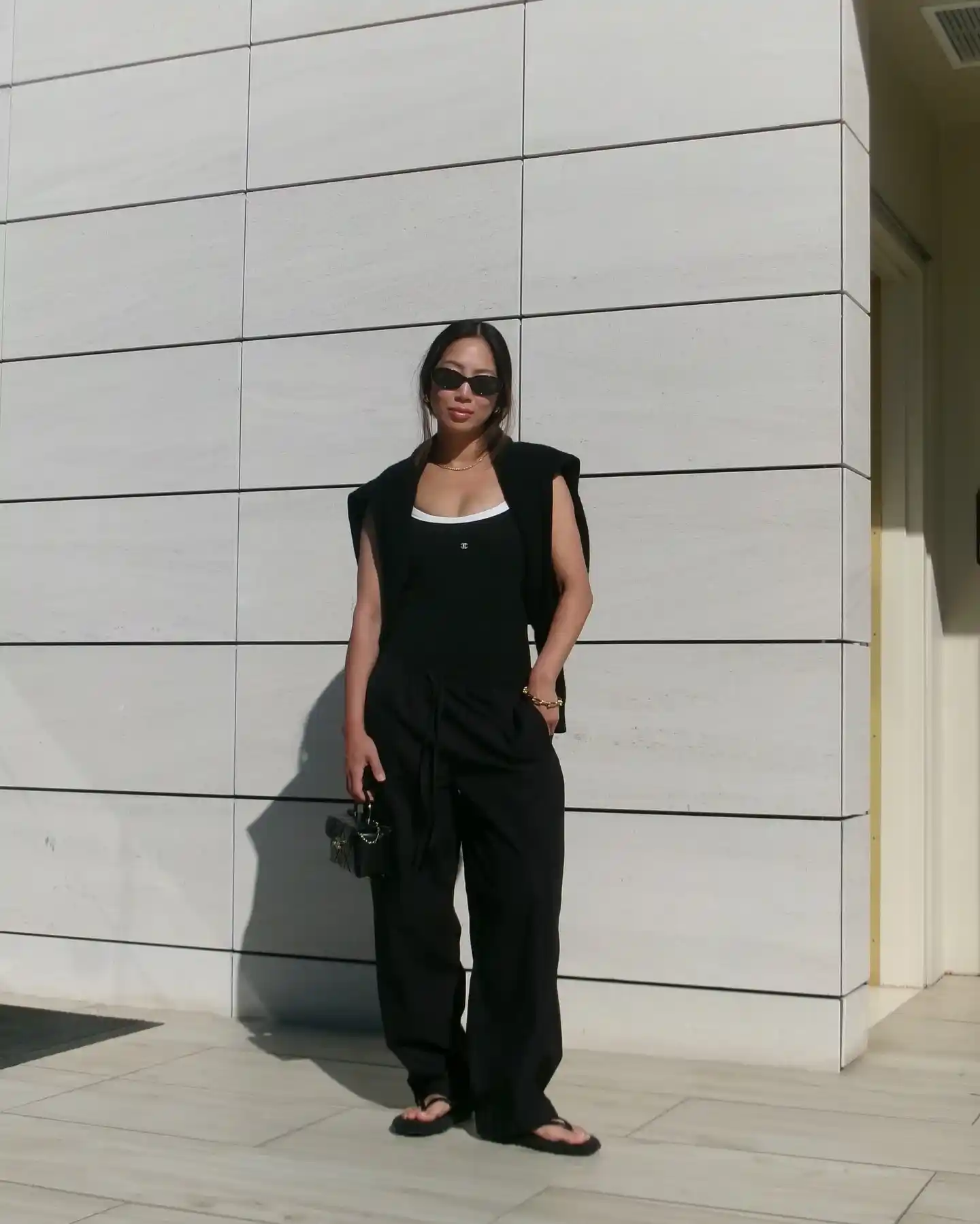Top Spring Fashion Trends for Moms in Los Angeles: What Stylish Moms Are Wearing Now 2 la moms