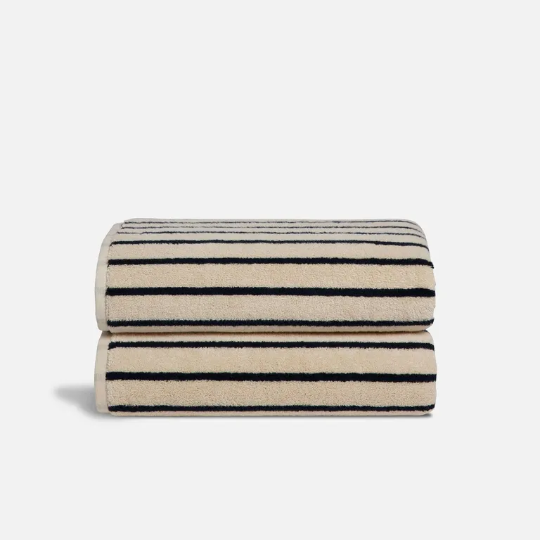 Ultimate Cozy Gift Ideas for Homebodies & Self Care Lovers 8 Super-Plush Turkish Cotton Bath Towels